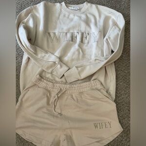 Six stories wifey set